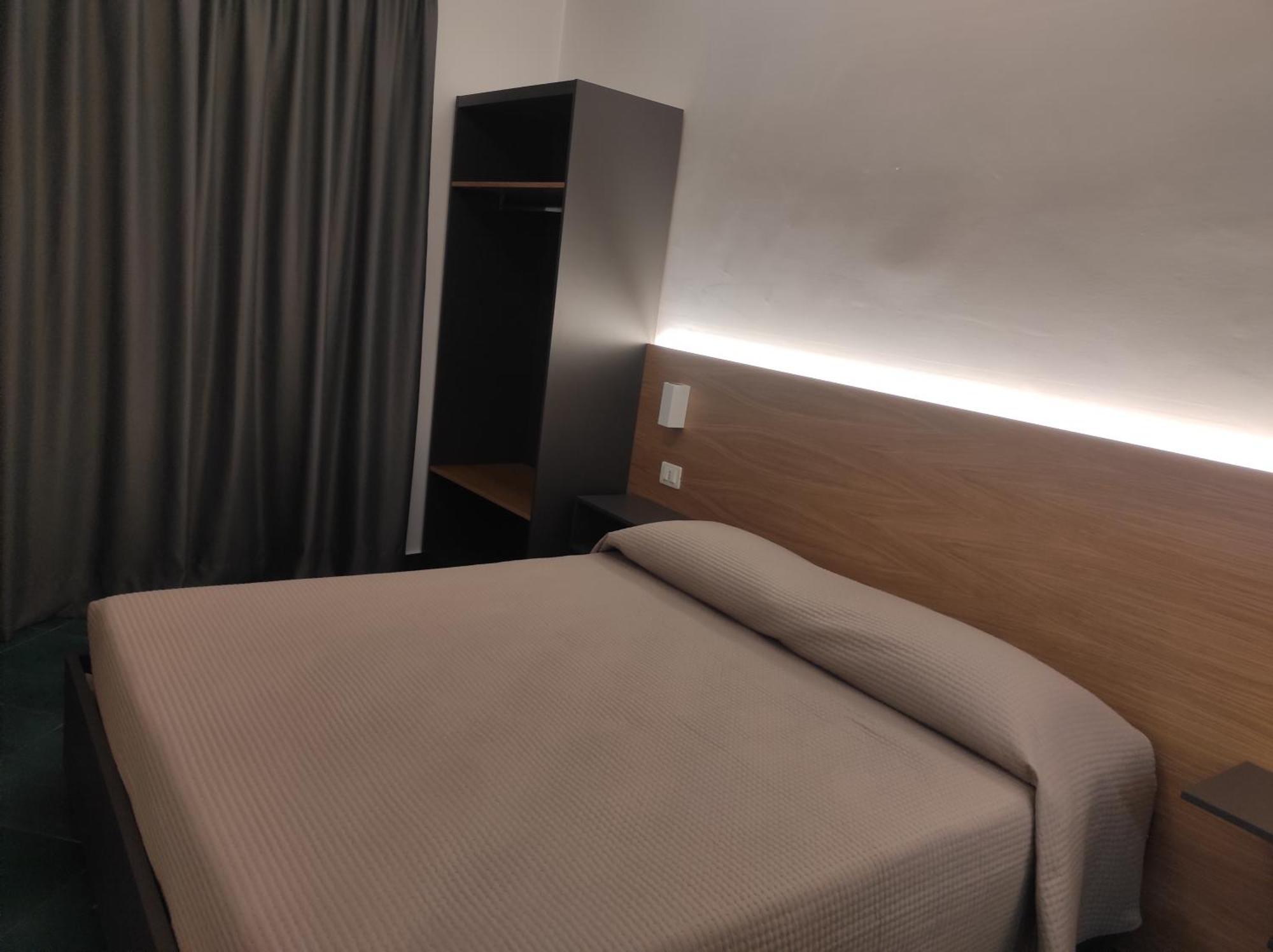 Residenza Porta Romana 特罗佩阿 外观 照片